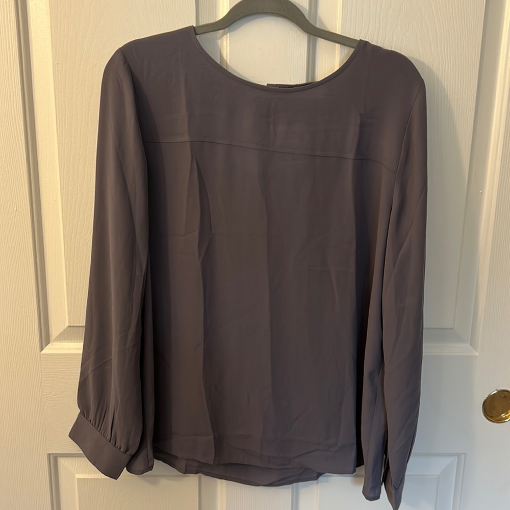 NWT LOFT button cut out back long sleeve blouse